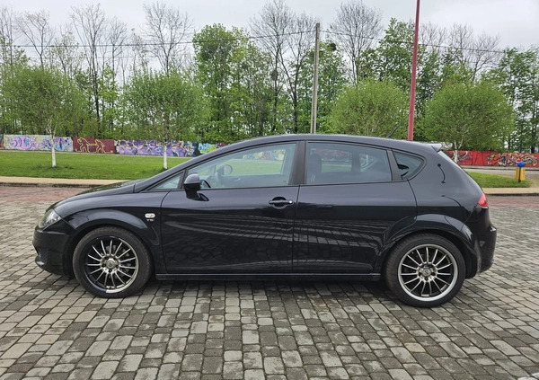 Seat Leon cena 24900 przebieg: 124000, rok produkcji 2009 z Czempiń małe 121